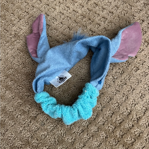 Gently used stitch headband - Picture 1 of 1